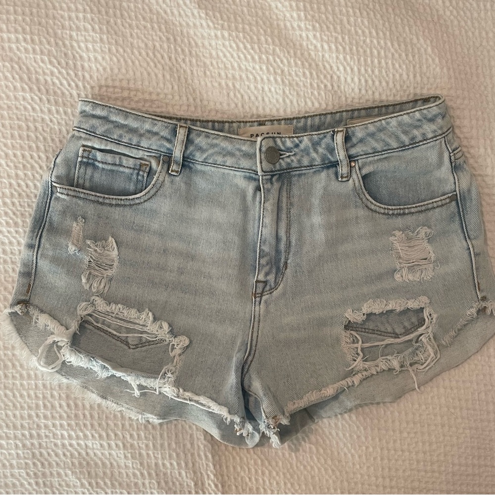 PACSUN light wash distressed denim shorts